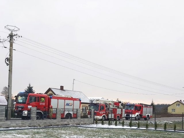 Pożar budynku mieszkalnego w miejscowości Lipa, pożar ugasił strażak PSP poza służbą!!!